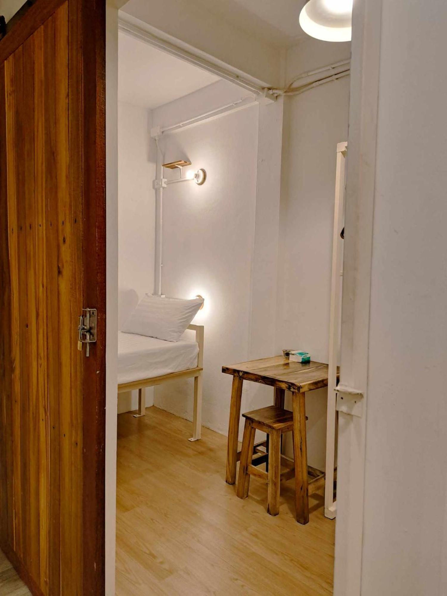 8 Sleeper Street Guesthouse Краби Экстерьер фото