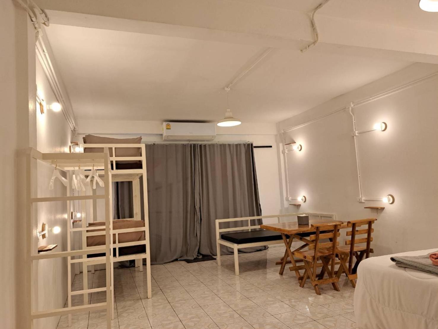 8 Sleeper Street Guesthouse Краби Экстерьер фото