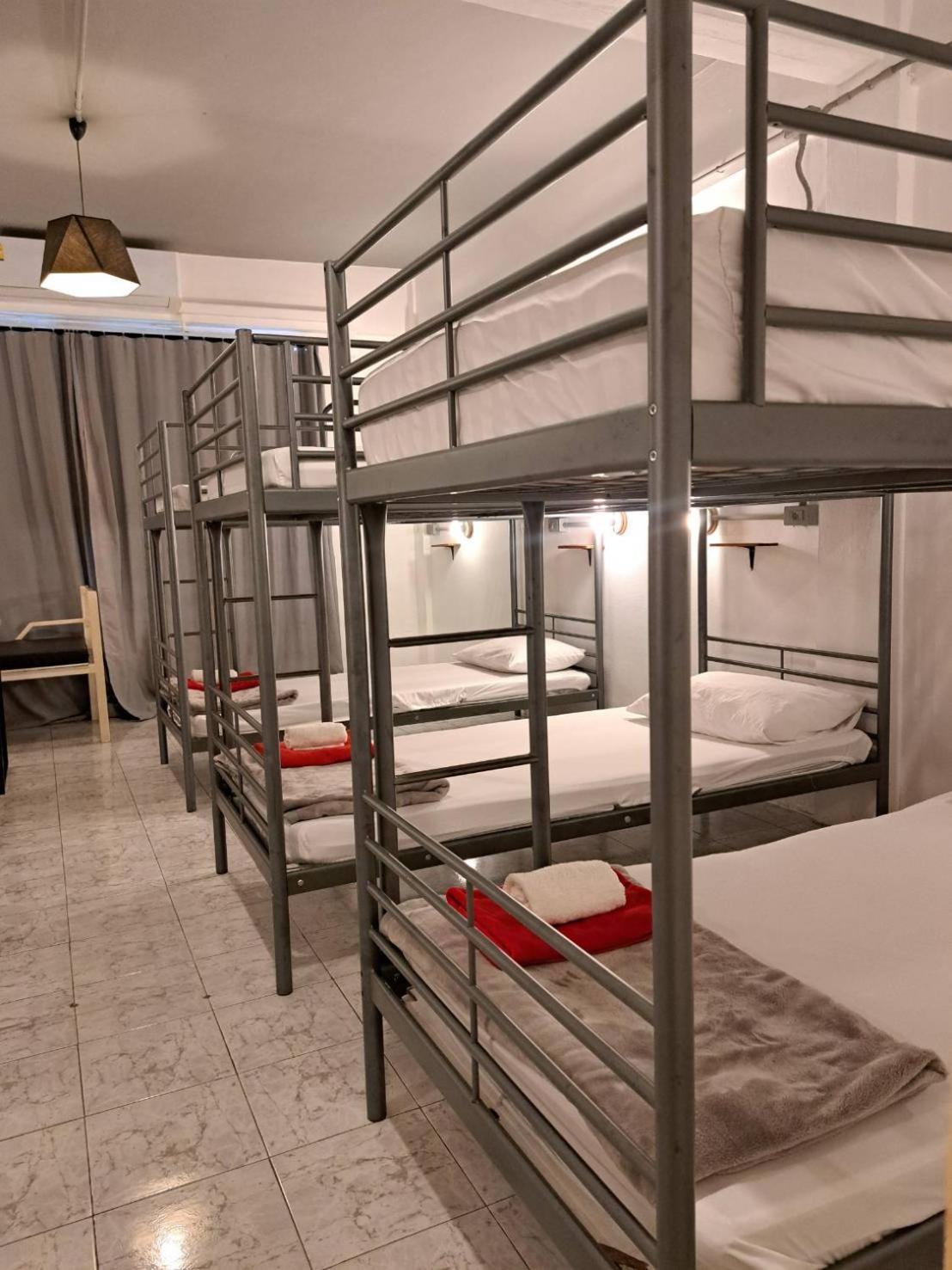 8 Sleeper Street Guesthouse Краби Экстерьер фото